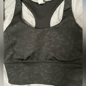 Sport bra cheetah print with removable padding